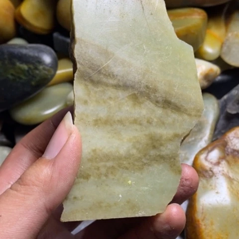 未镶嵌和田玉（糖玉）挂件