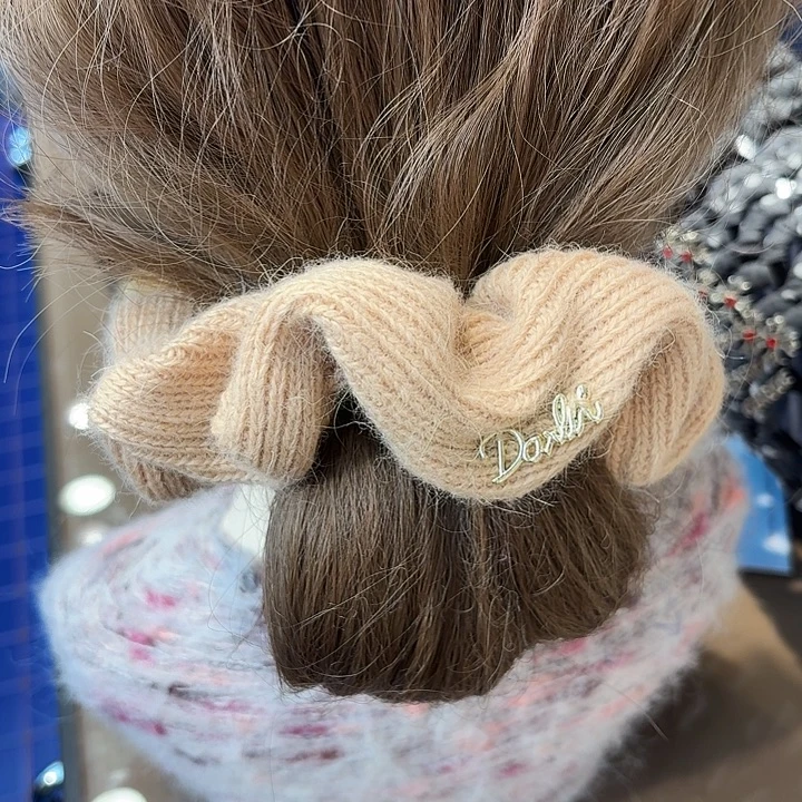 布艺非金属卡其色毛线发圈