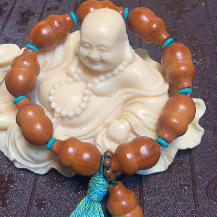 鸡血红油核小葫芦手串福禄一生