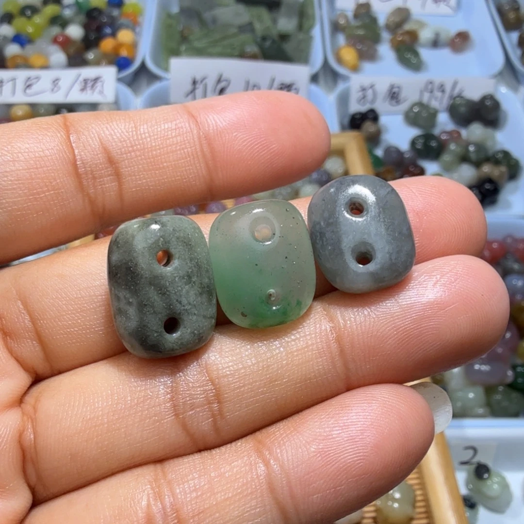 和田玉未镶嵌珠宝奇石