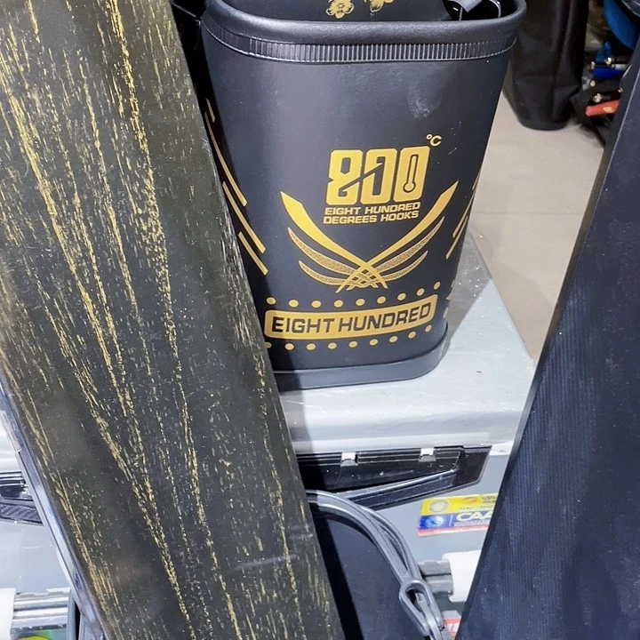 茅草800度硬壳打水桶黑色