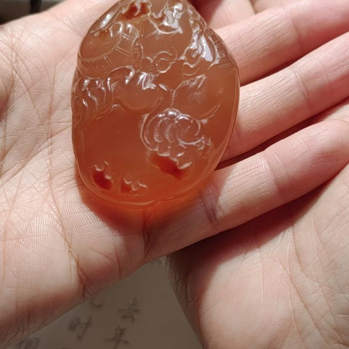 李***玖未镶嵌吊坠(不含链)玛瑙/玉髓