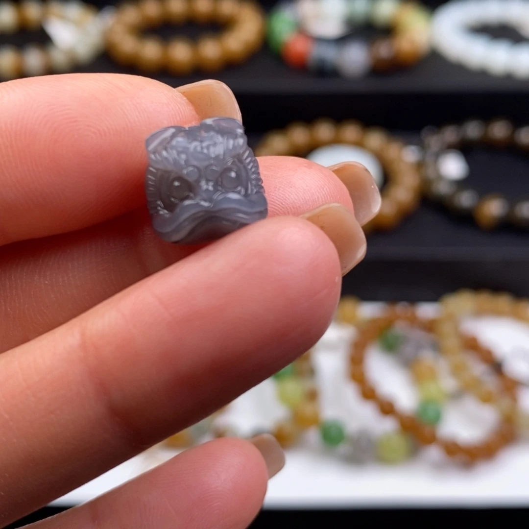 和田玉未镶嵌手串