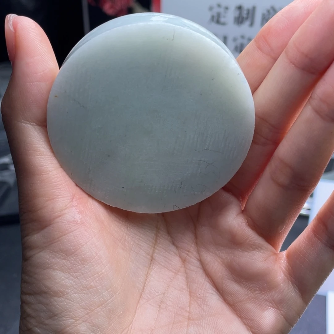 定制翡翠未镶嵌翡翠多样性发一