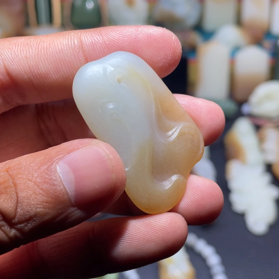 和田玉（糖玉）未镶嵌手链