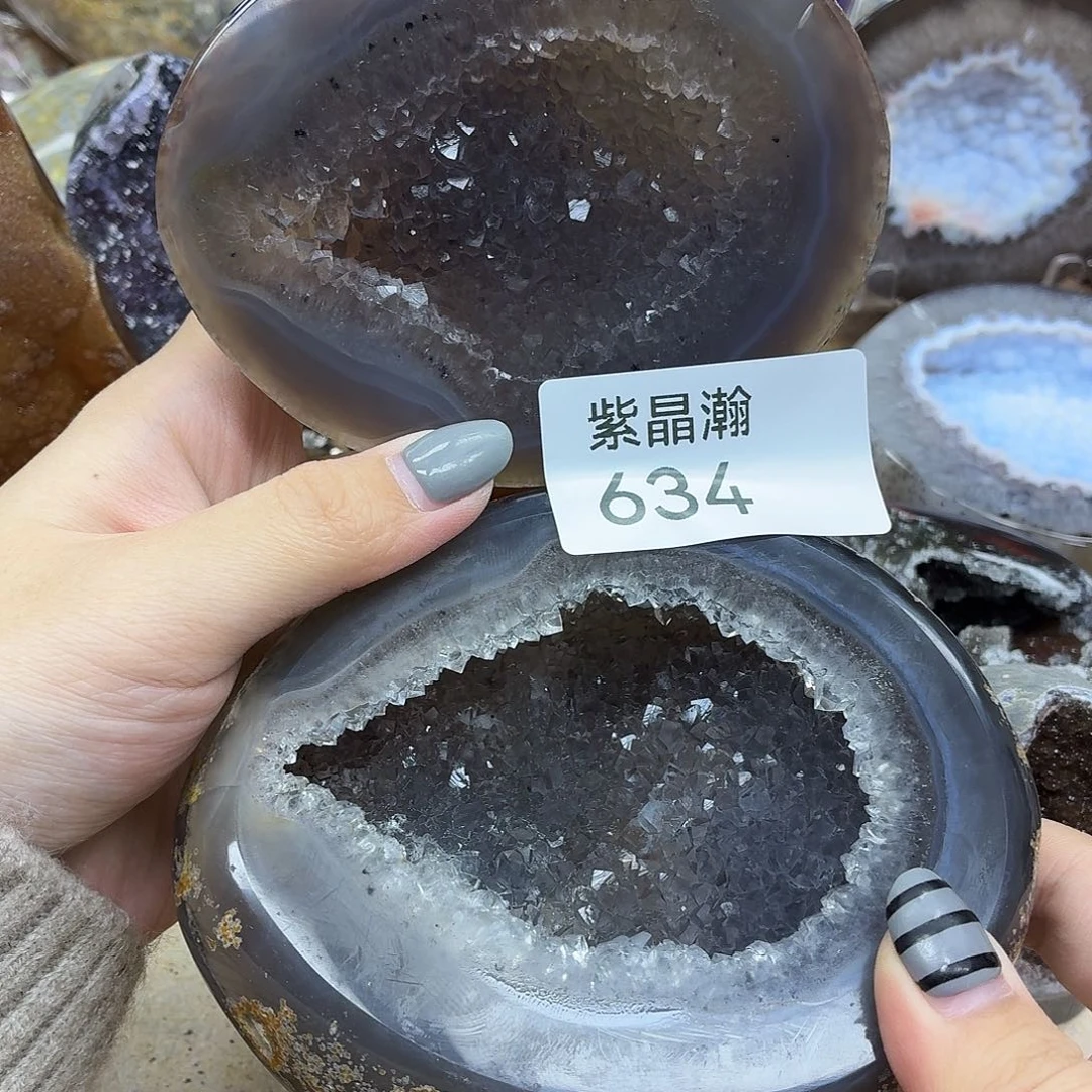 未镶嵌水晶大型摆件（非配饰）