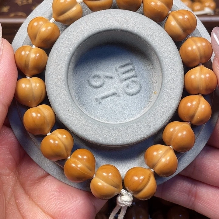 木猴头核桃泛油全品屁桃