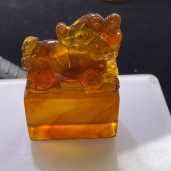 琥珀未镶嵌裸石印章