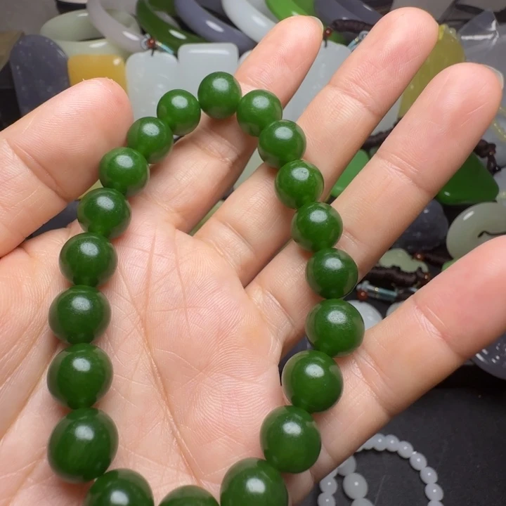 天然新疆碧玉手串