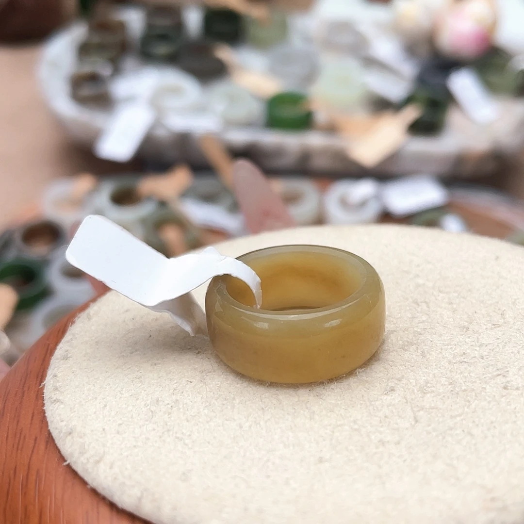 未镶嵌戒指和田玉c51糖色原切17.2不退货