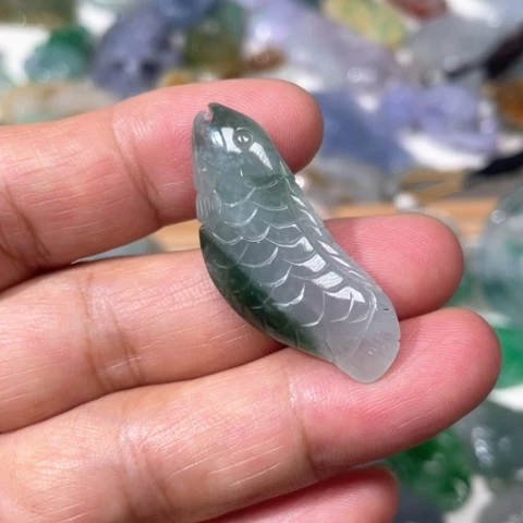 翡翠未镶嵌吊坠(不含链)