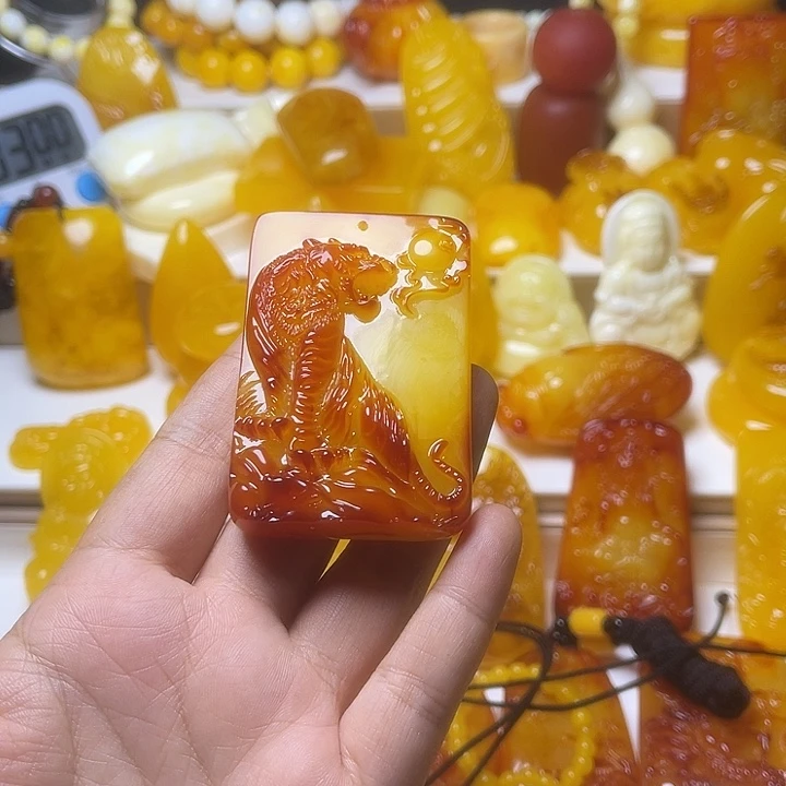 虎虎生威 俄罗斯新密 服饰配饰