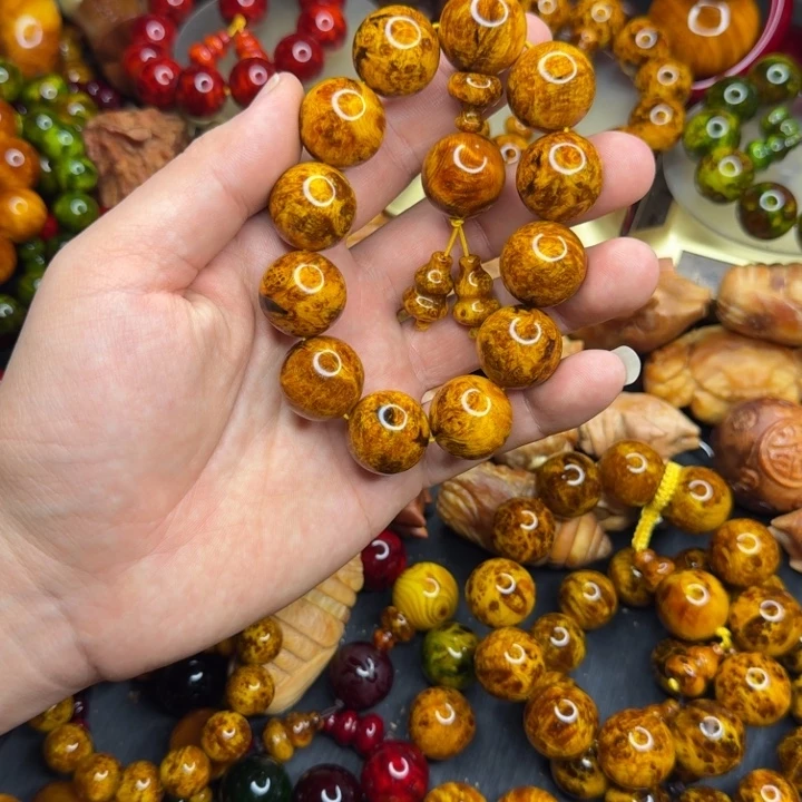 松木琥珀木文玩手串