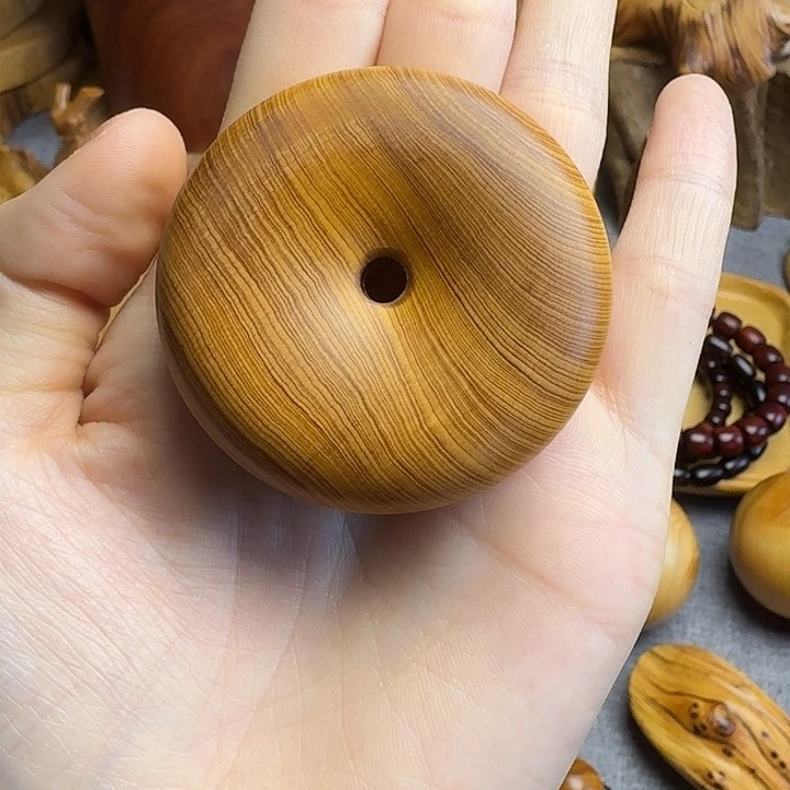 柏木（崖柏）用****8平安扣