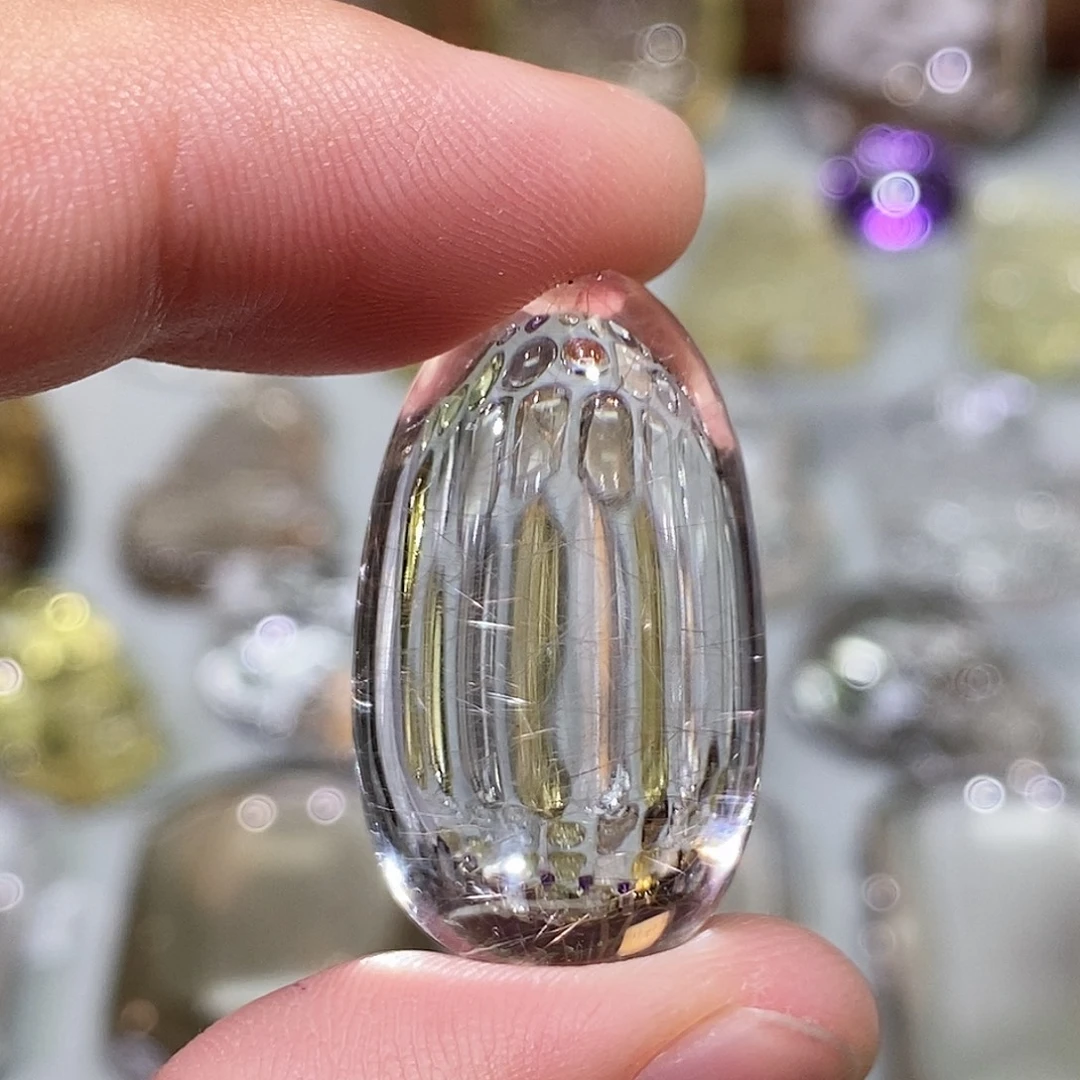 高****颈饰未镶嵌水晶水晶