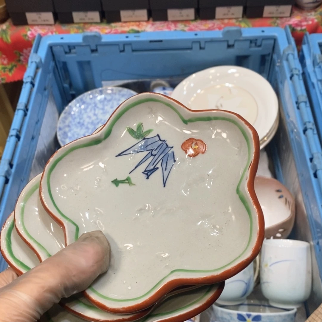 瓷片打****觉疯疯癫癫的地方