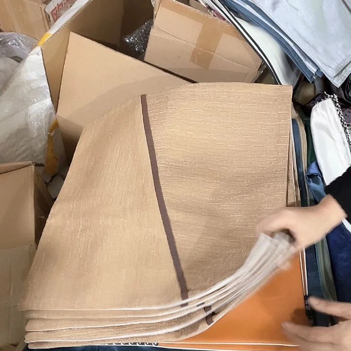 陶瓷花瓶茶杯茶具。2