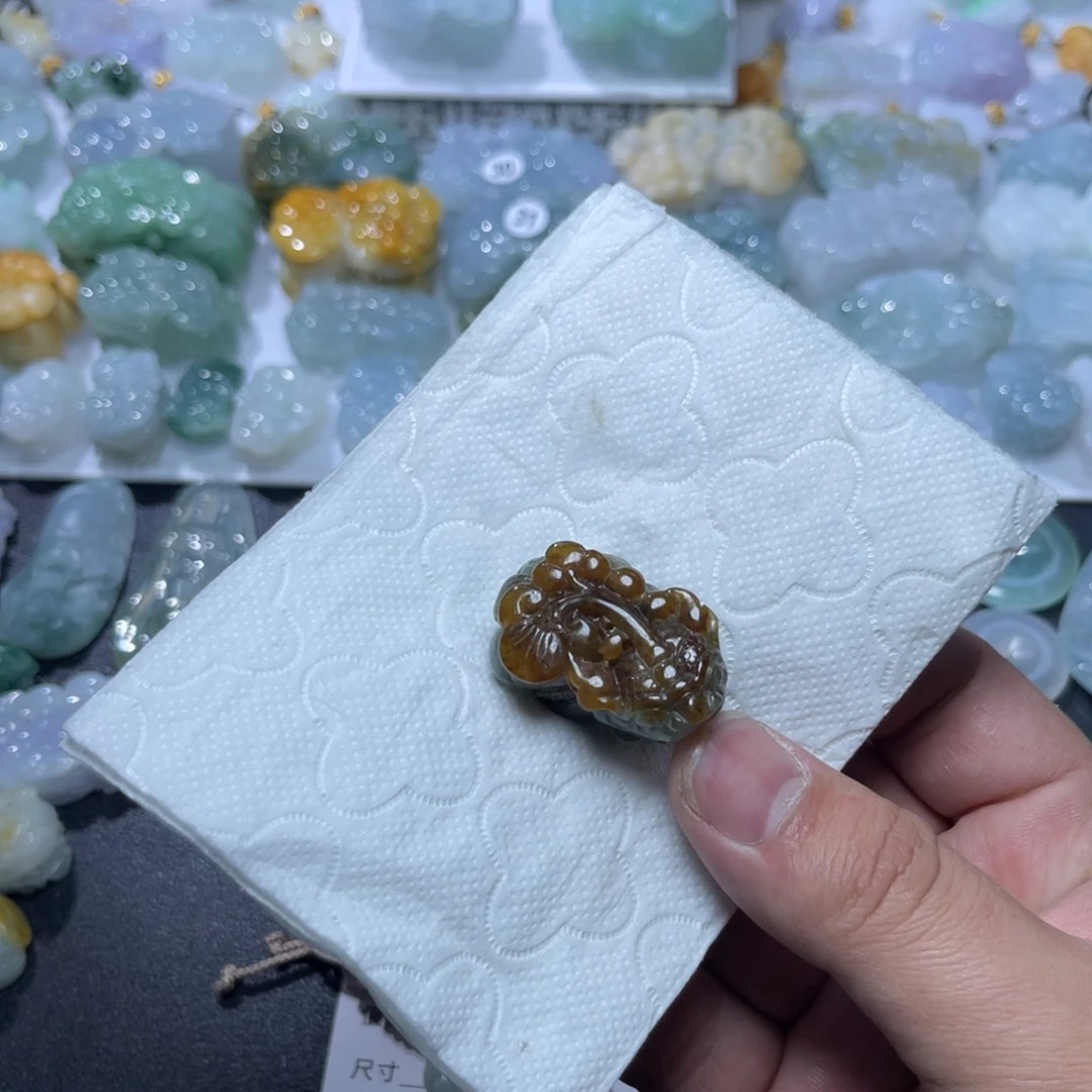 定制翡翠未镶嵌天然