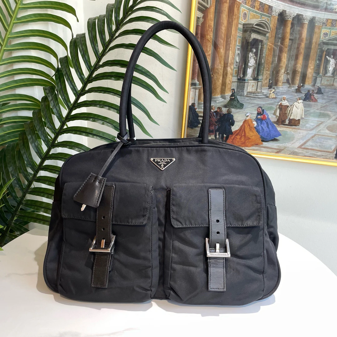 95新 Prada/普拉达 御古屋/66112/尼龙单肩包