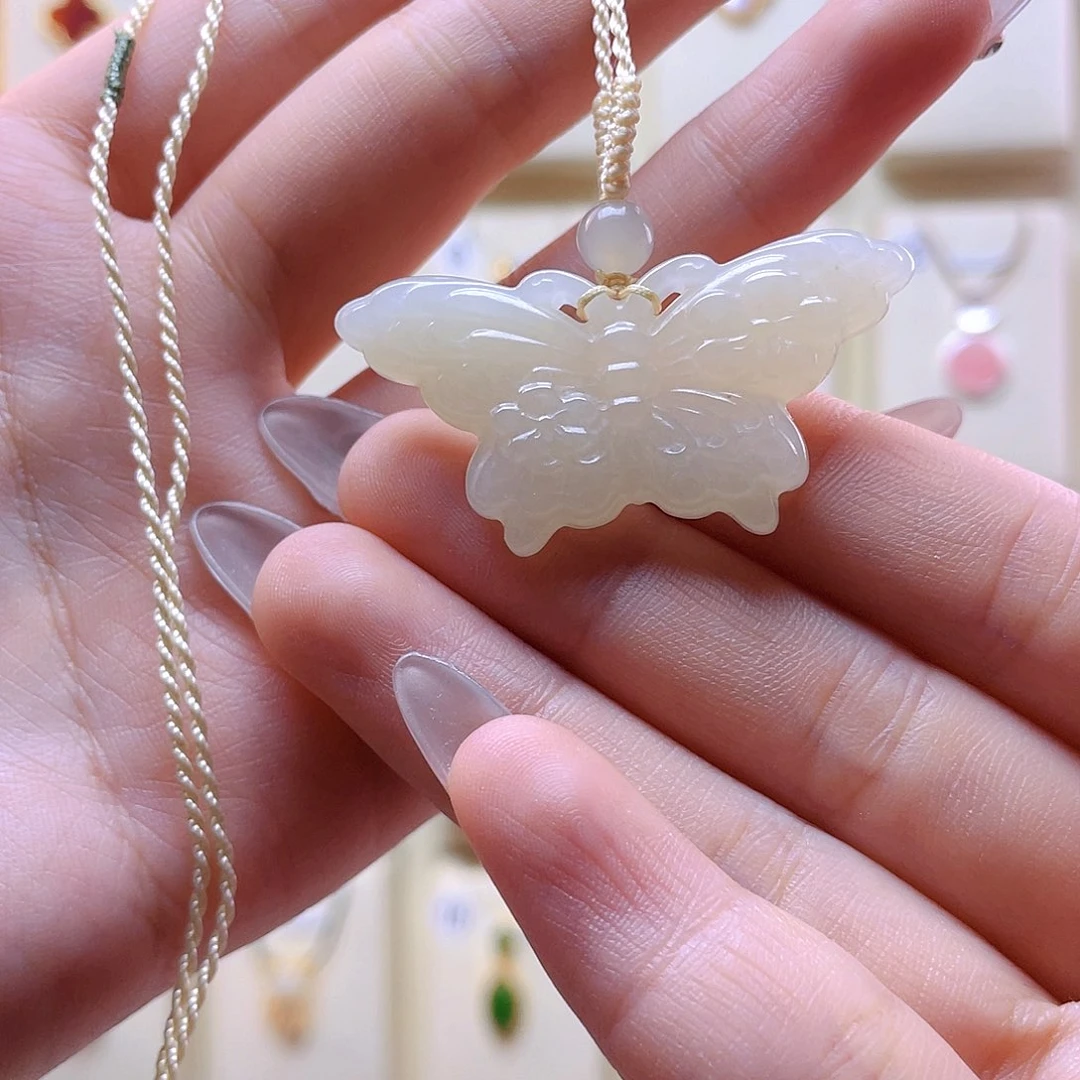 和田玉吊坠(赠链)未镶嵌春*