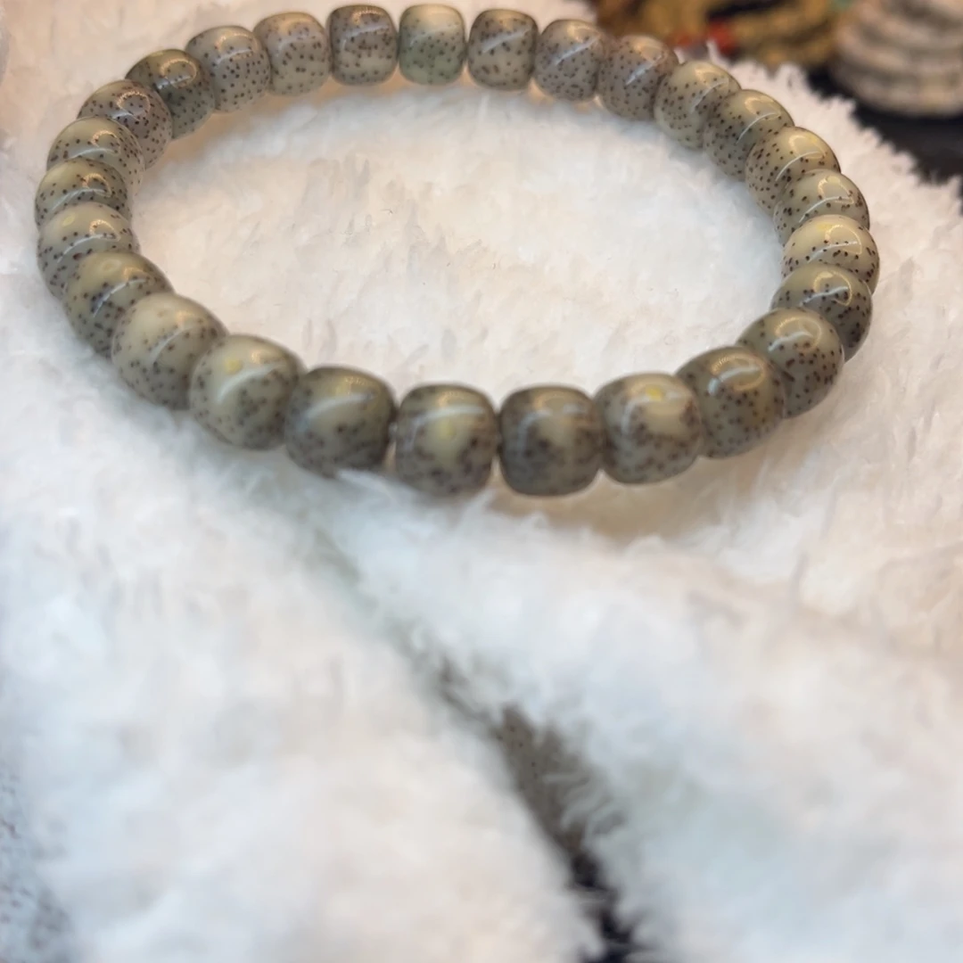 星月菩提手串8.5老型月朗星稀灰冰糯性价比