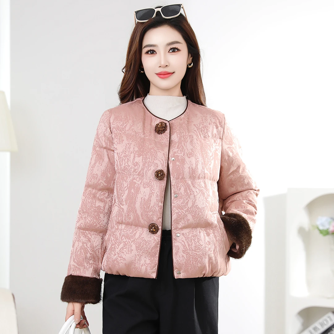 商场同款丽之依然CK8167伊姗精致圆领白鸭绒缎面短装羽绒服2025冬