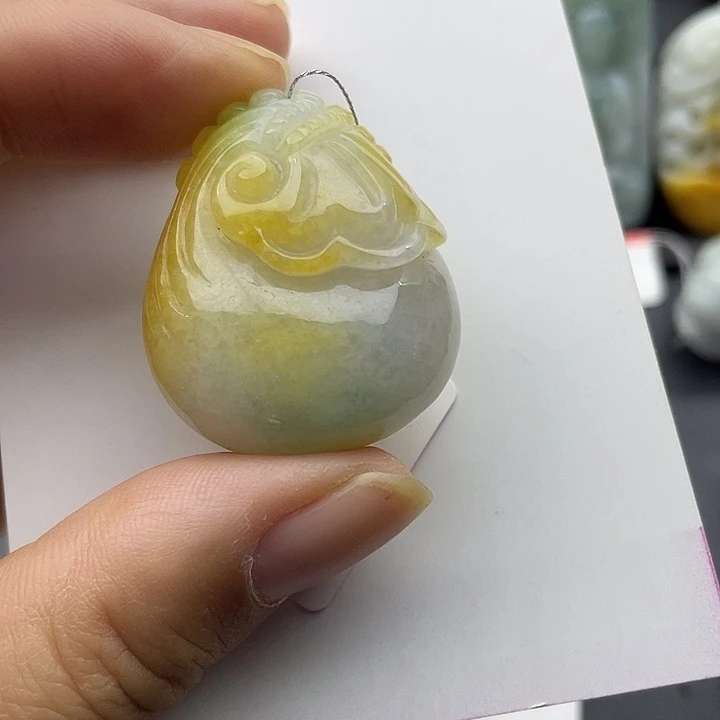 翡翠未镶嵌颈饰天然翡翠