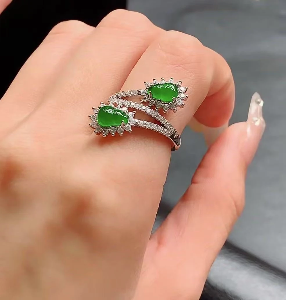 天然翡翠A货葫芦戒指