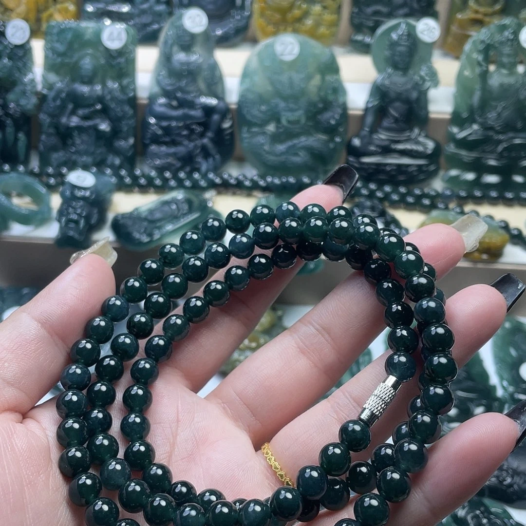 翡翠未镶嵌颈饰翡翠未镶嵌