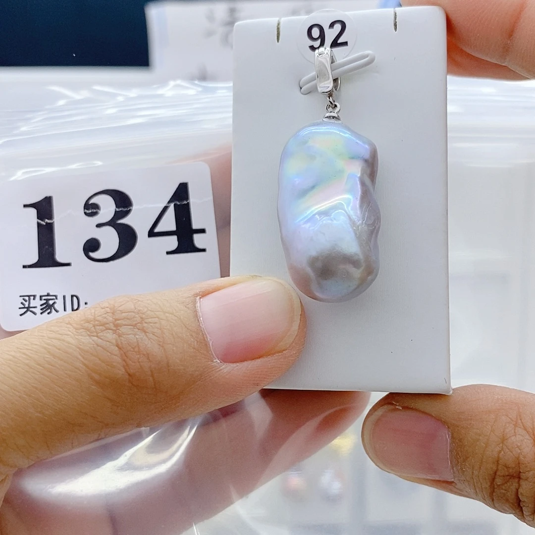 淡水珍珠颈饰钛钢