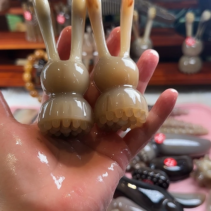 港牛牛角头疗梳兔子按摩莲蓬