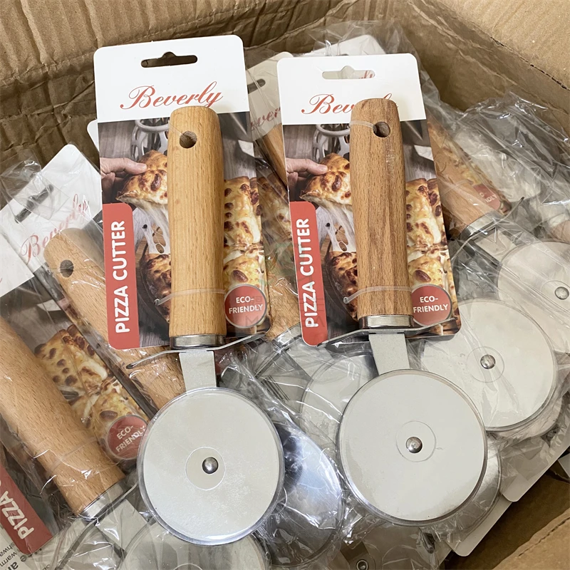 披萨滚轮切 饼干烘焙用具木柄披萨滚轮