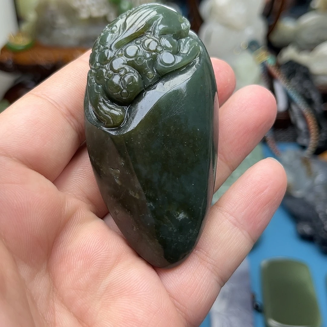 和田玉未镶嵌挂件和田玉新疆且末料