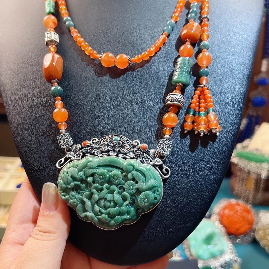 翡翠银S925镶嵌颈饰国风