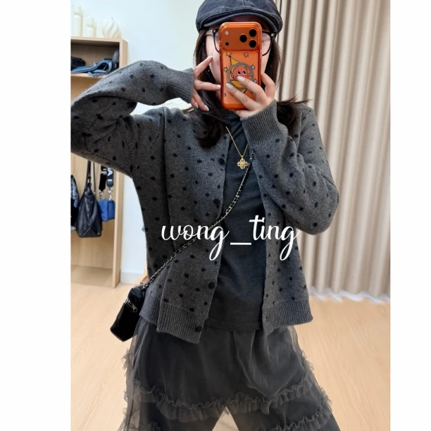 wong_ting小众设计师三色波点百搭开衫羊毛衫12166