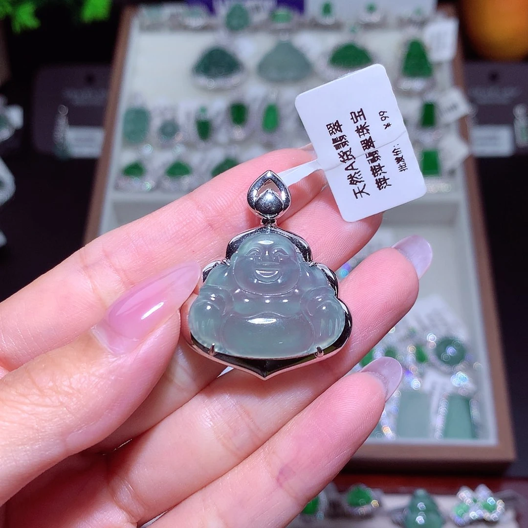 翡翠未镶嵌颈饰胡*桃翡翠
