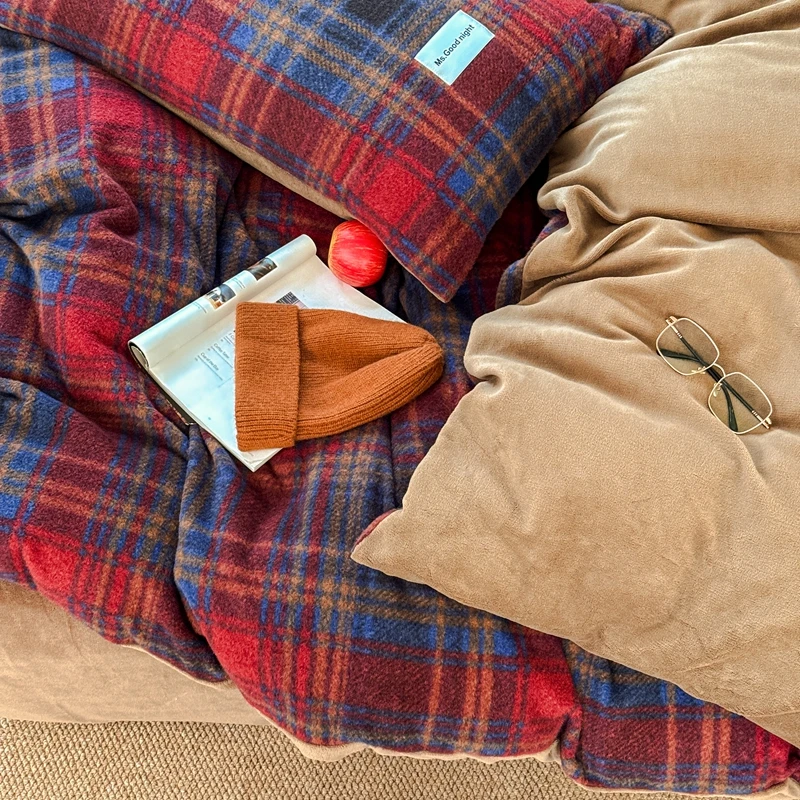 日系2025新款牛奶绒格子印花四件套1.5*2m被套床单学生宿舍三件套