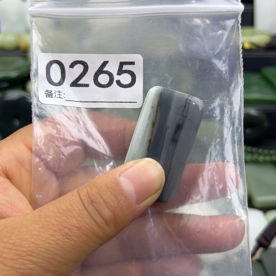 和田玉未镶嵌珠宝半成品