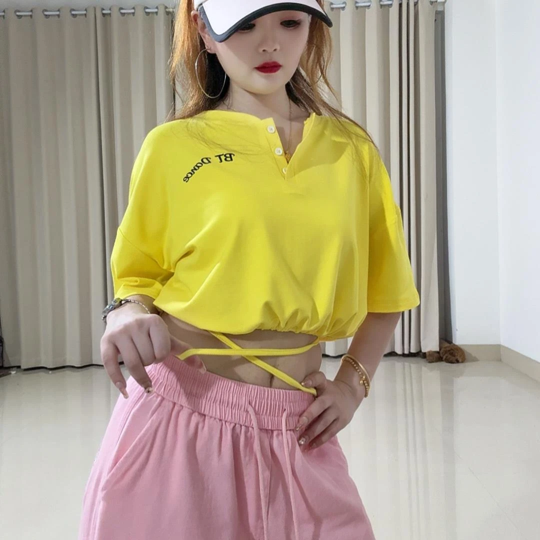 达人专属2528上衣短款印花潮流V领网红T恤百搭显瘦洋气时尚夏季