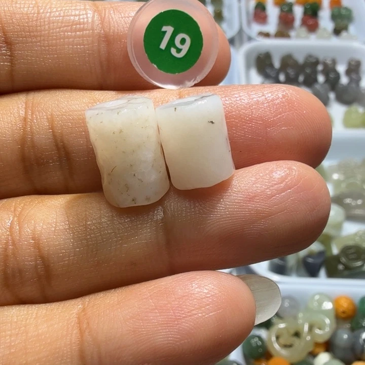 未镶嵌和田玉珠宝半成品