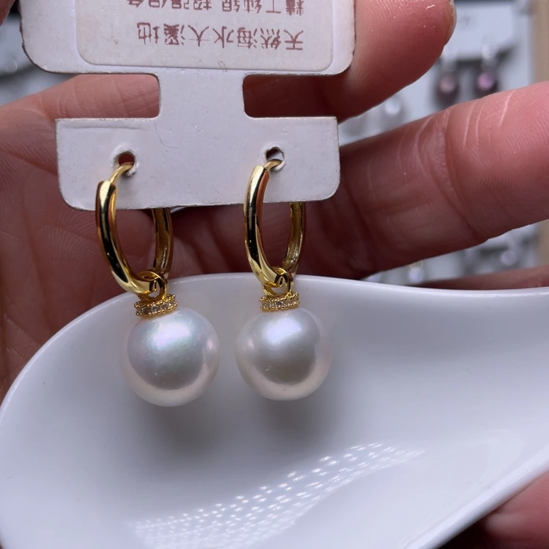 未镶嵌淡水珍珠耳饰