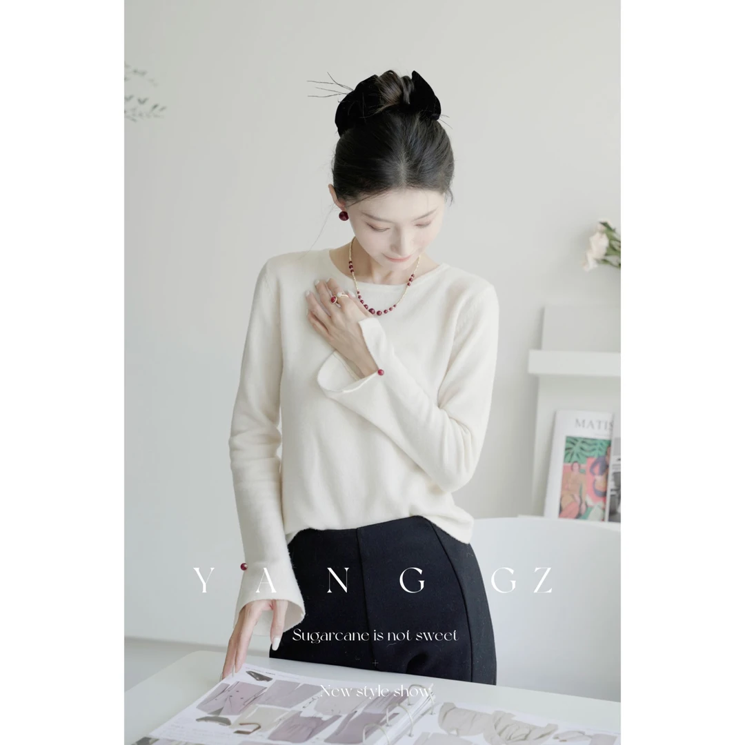 YANG GZ 【映雪红梅】新中式国风设计感针织打底衫内搭女 GZ237