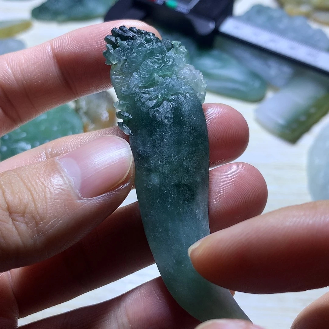 定制翡翠未镶嵌翡翠