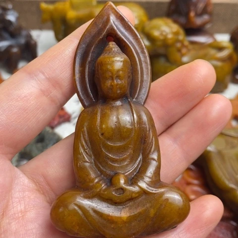 蛇纹石玉未镶嵌颈饰23