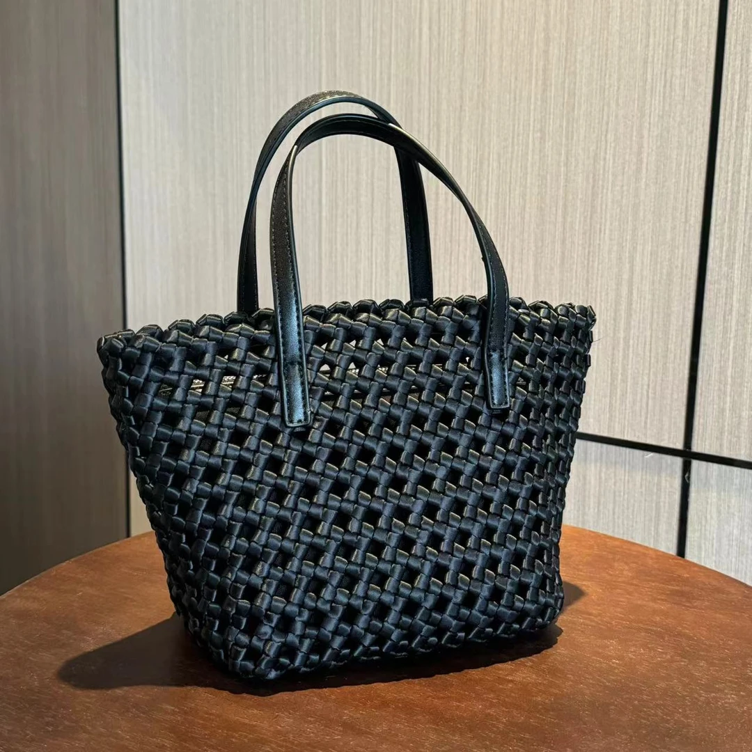 手工编织高级感手提包