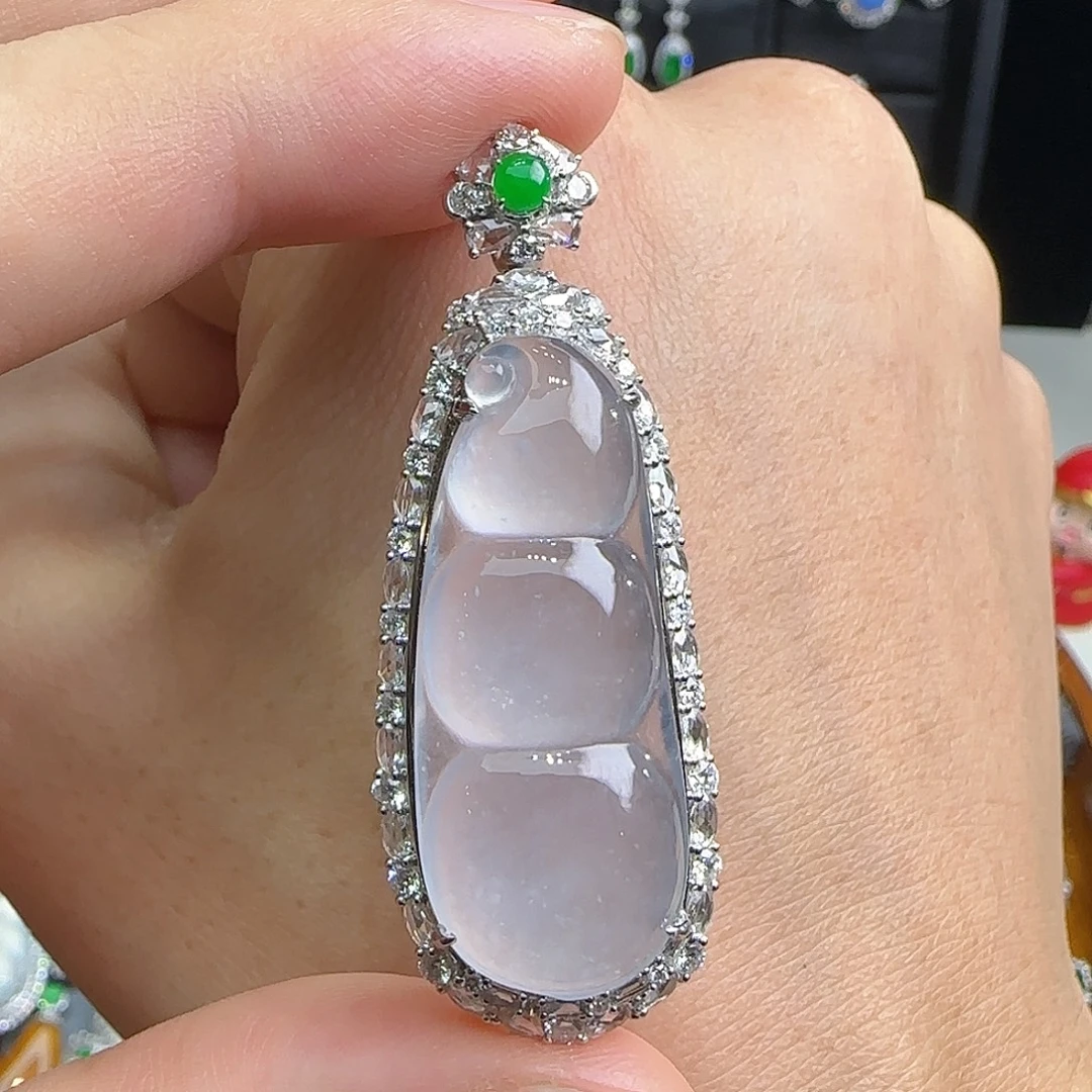 翡翠18K金镶嵌颈饰天然翡翠