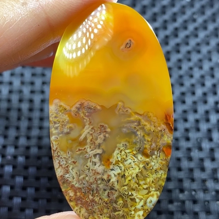 未镶嵌颈饰玛瑙/玉髓有*人