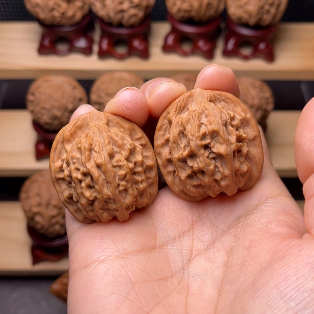 文玩核桃吊坠天地