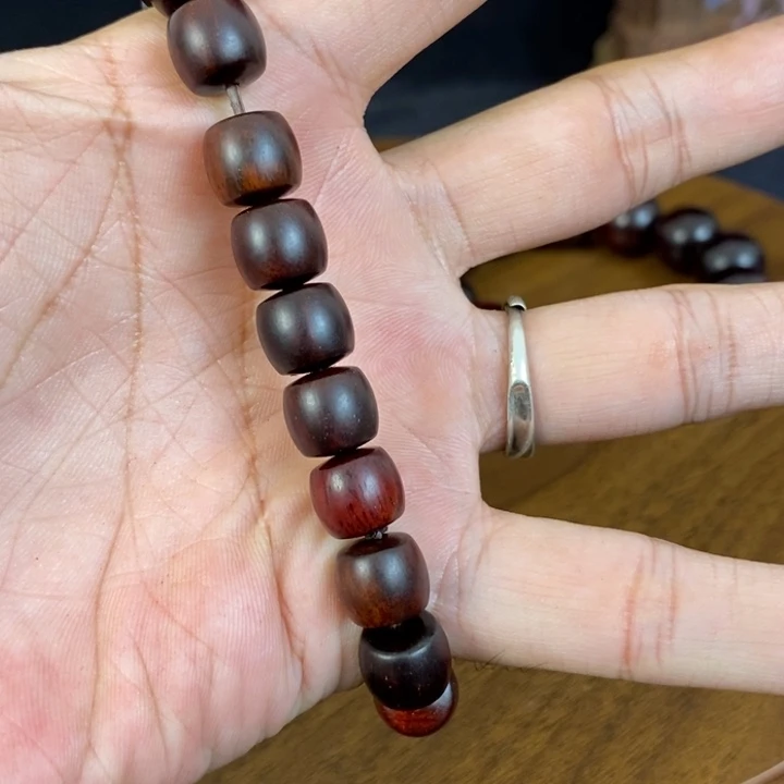 檀香紫檀（小叶紫檀）一**变