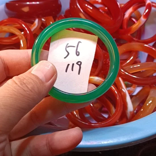 玛瑙/玉髓未镶嵌手镯